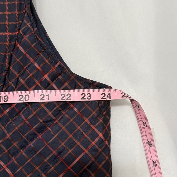 CJ Banks Puffer Vest in Navy and Red, size 2X, NWOT - Picture 7 of 9